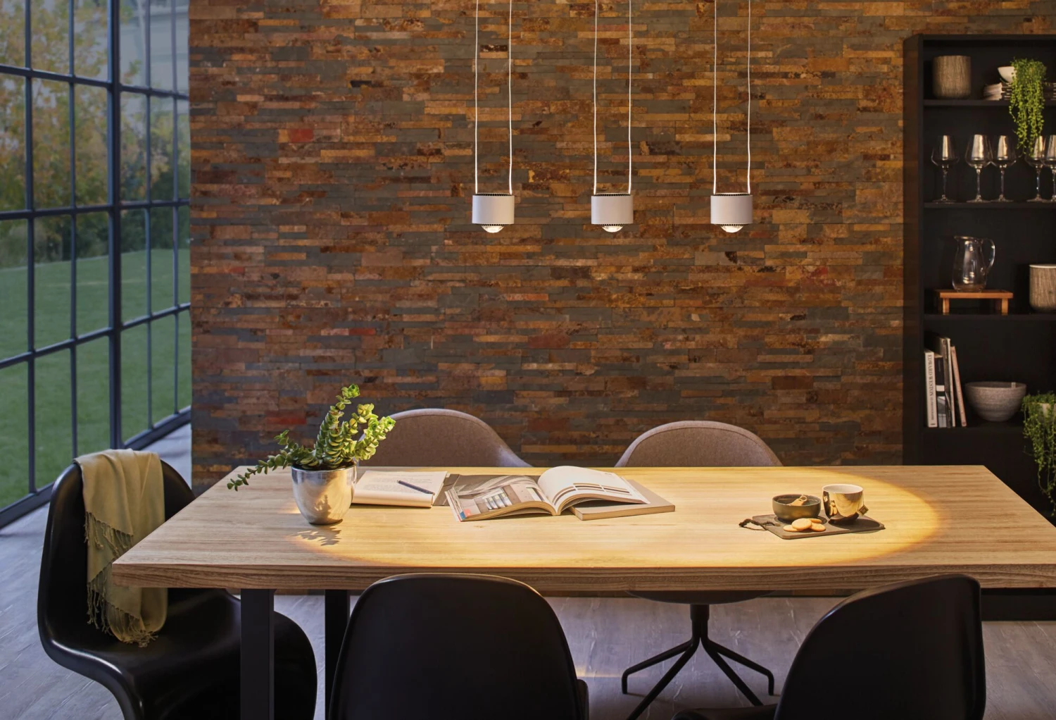 Paulmann LED Pendelleuchte Aldan 2700K 450lm / 450lm 3x4,8 / 3x4,4W Schwarz/Alu Gebürstet Dimmbar - Image 6